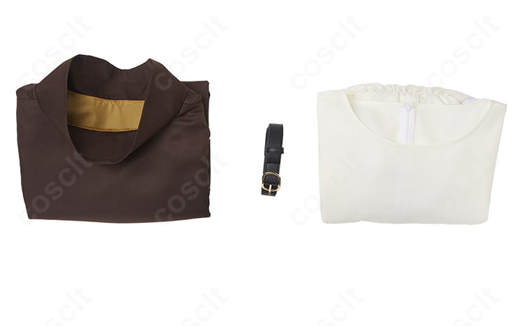 背中周りの装飾的要素と縫製ステッチの様子。陰影で立体感が映える。