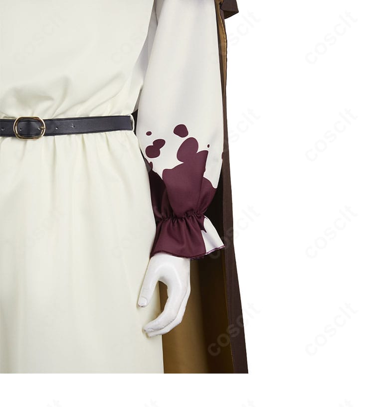 腰ベルトのディテール。形状保持しやすい作りでローブのウエストマークを綺麗に見せる設計。