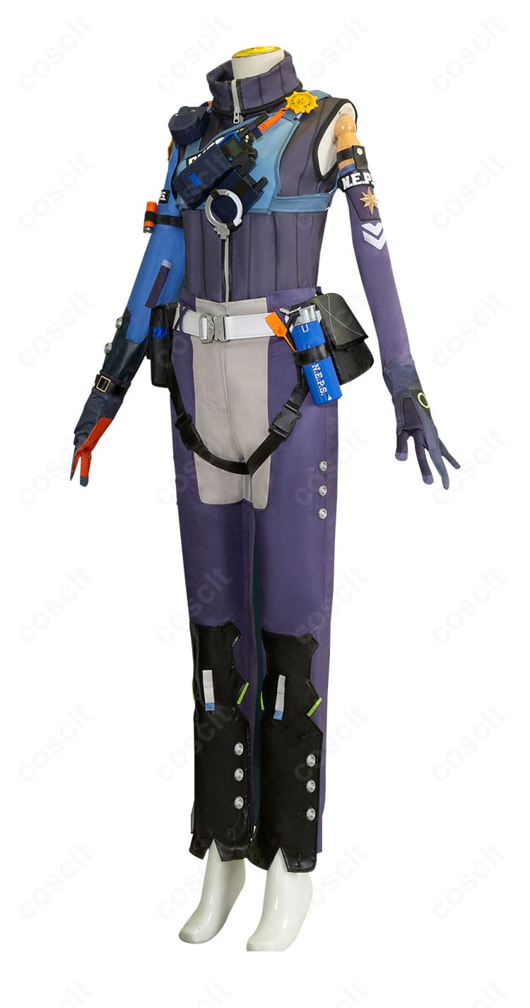 ゼンレスゾーンゼロ セス・ローウェル衣装 側面。立体的なラインとバトルスーツの輪郭が見えるアングル。