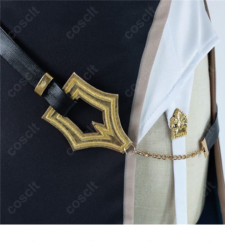 腿部の装飾パーツとストッキングの見え方。動きに映えるアクセント配置を示す部分写真