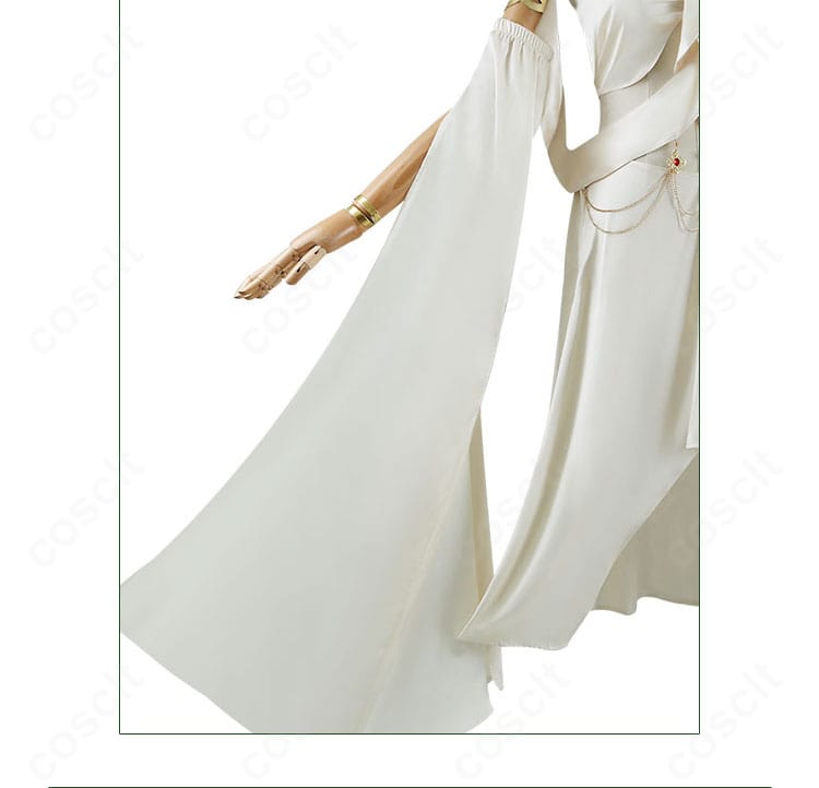 袖口の装飾と縫製仕上げ。カフ形状、配色テープ、ステッチの整いを示すクローズアップ