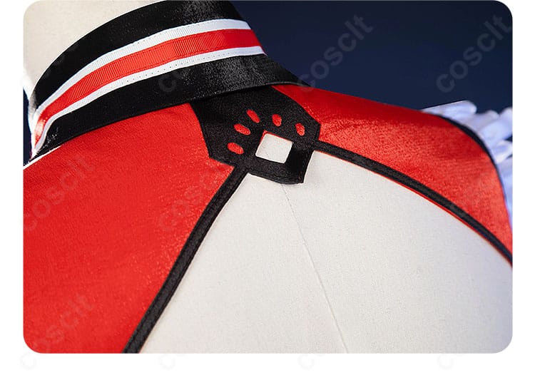 背面襟の刺繍風モチーフと装飾パーツの精密表現を拡大