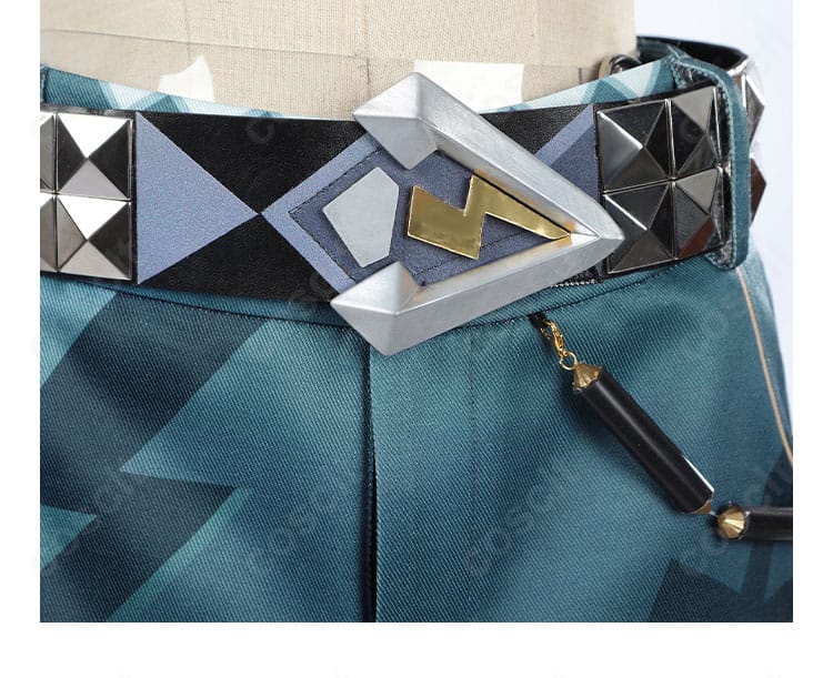 シロネン コスプレ衣装 腰ベルト正面ビュー。質感と刻印の細部がわかる構図。