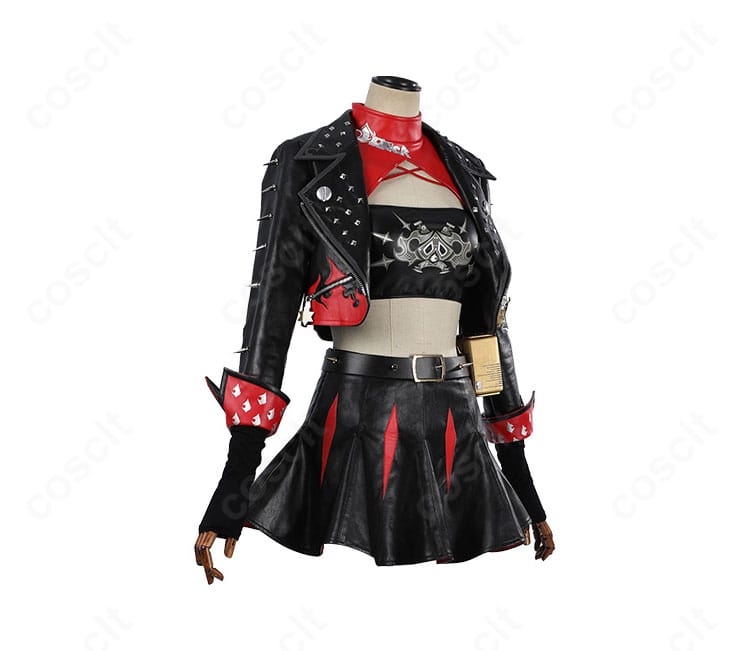 バーニス・ホワイト 通常衣装の側面ビュー。コートとスカートのラインを強調