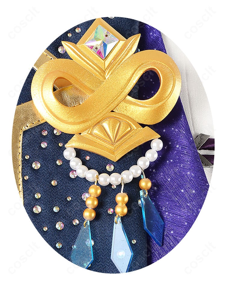 あんさんぶるスターズ！！ 逆先夏目 クルーズ衣装 襟元の刺繍と装飾。礼装らしい意匠の近接画像