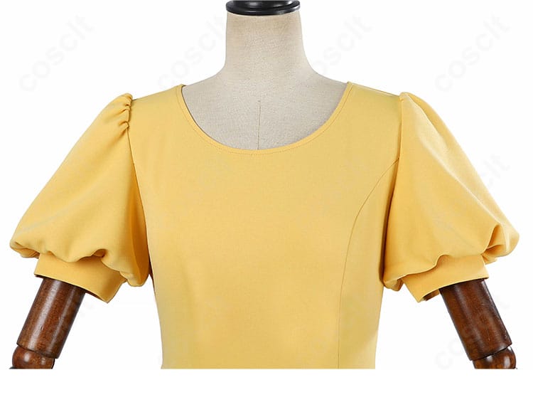 大道寺知世コスプレ衣装のネックライン装飾。繊細な意匠で清楚な印象を与える部分アップ。