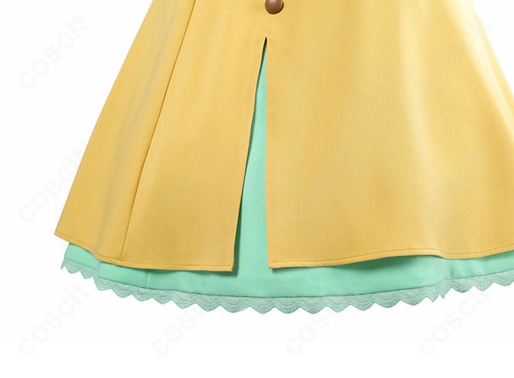 大道寺知世コスプレ衣装のスカート全体。自然な広がりと動きやすさに配慮したフレア感が分かる。