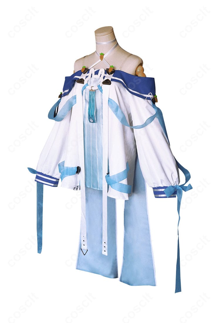 アズールレーン ラフィーII コスプレ衣装の側面ディテール。ウエストラインと装飾の重なりが体にフィット。