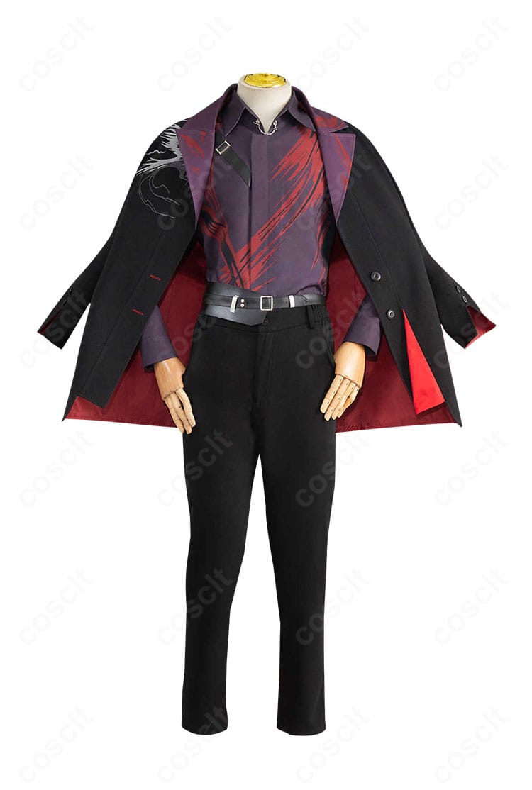 『恋と深空』シン コスプレ衣装の正面全景。コート・シャツ・ズボン・ベルトの構成と落ち着いた色味、端正なシルエットを確認できる。