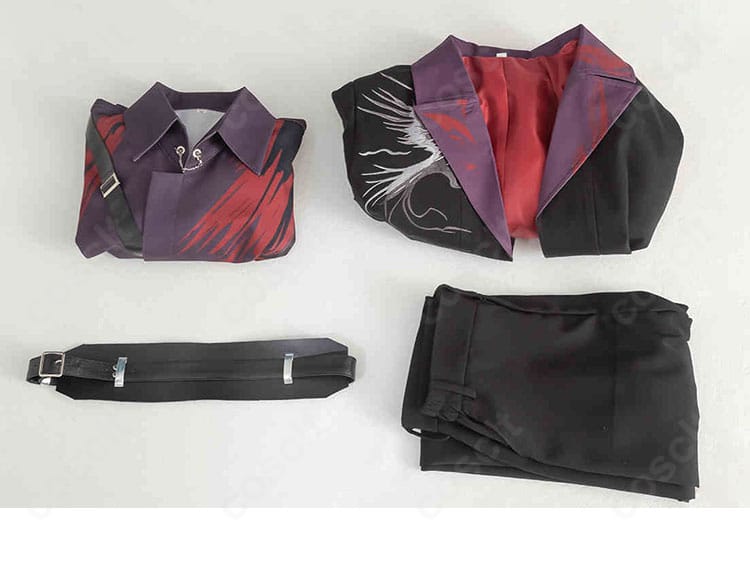 セット内容一式の平置き画像。コート・シャツ・ズボン・ベルトの4点が揃い、すぐに全身コーデ可能であることが一目で分かる。