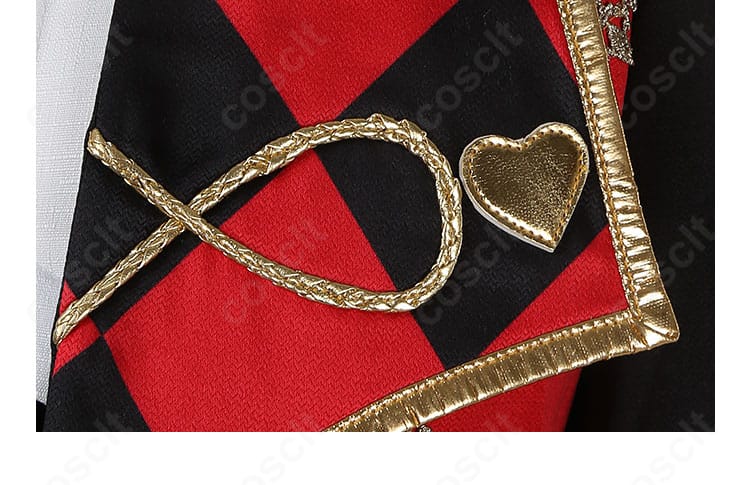 七種茨 コスプレ衣装 襟元装飾のメタルパーツと縁取りの詳細