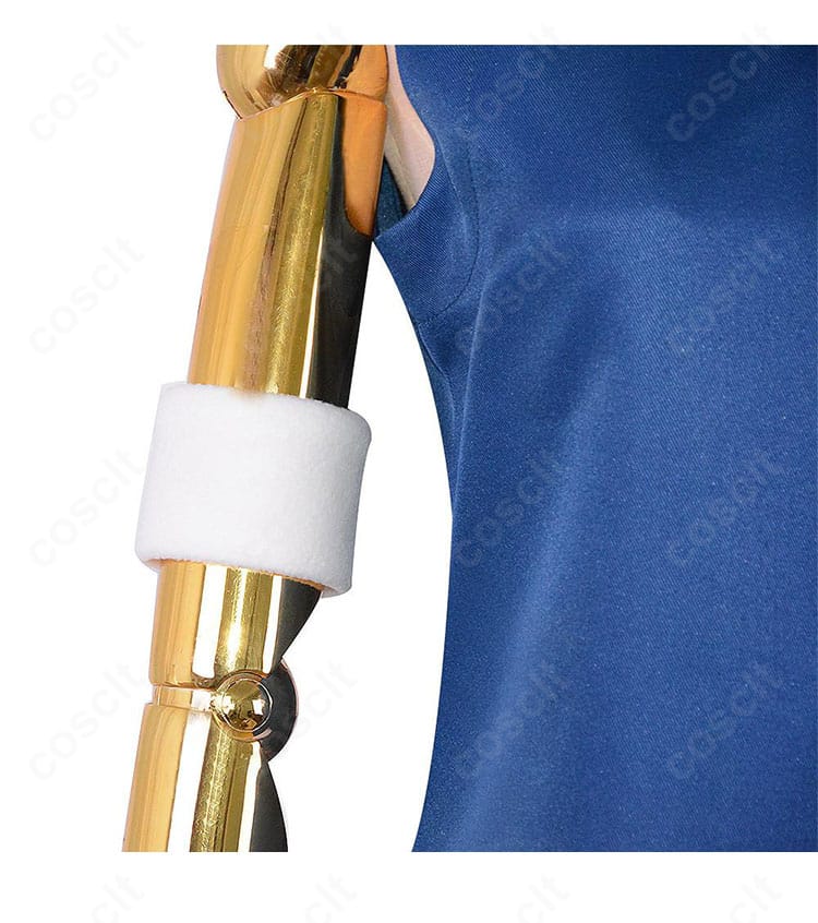 上衣の細部ディテール｜リムル衣装の襟まわりと装飾ライン、刺繍風意匠を強調。