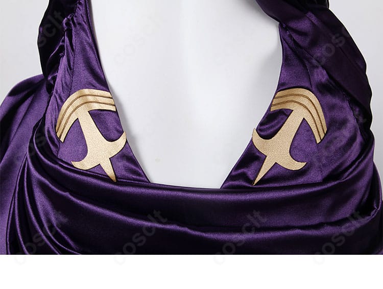 背面装飾の接写。背中周りの装飾配置と縫製の丁寧さが分かるディテール。