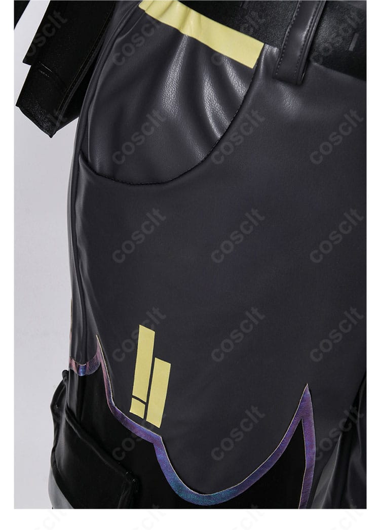 ヴァロラント ヴァイパー衣装の手袋ディテール。手甲との組み合わせと質感の近接画像。