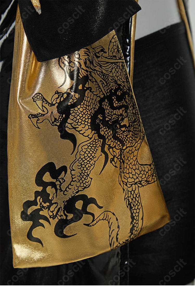 裾部分のドラゴンモチーフ意匠を拡大。ラインの精細さと発色を示すディテールカット。