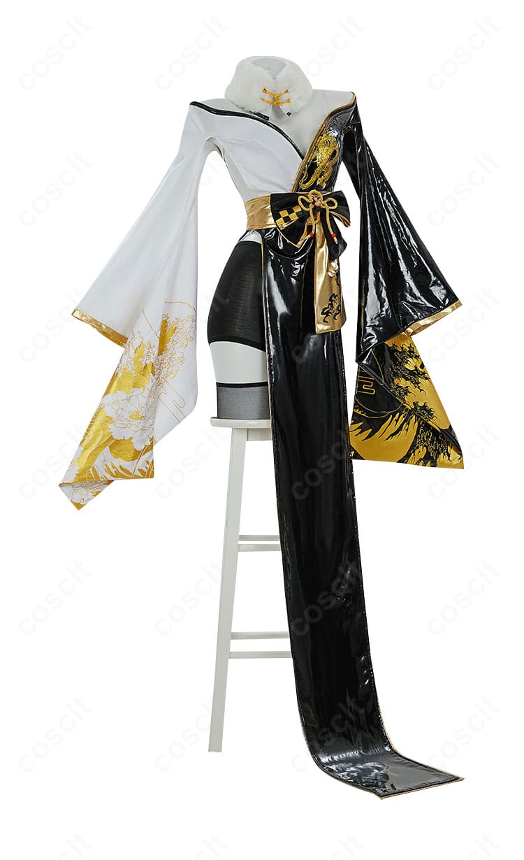 勝利の女神:NIKKE ノワール衣装の側面図。ウエストの絞りとショートレギンスのフィット感が分かるアングル。