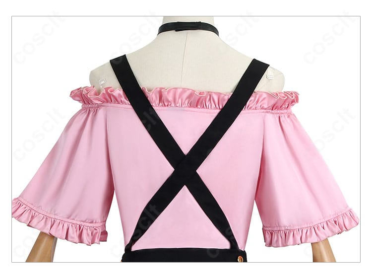 背面装飾のアップ。背中側の飾りパーツとステッチワークを確認できる画像。