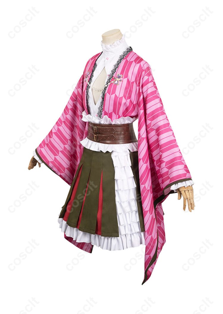 鬼滅の刃 甘露寺蜜璃 コスプレ衣装 左側図。側面から見ても完璧な仕上がり。細部にわたる再現度。