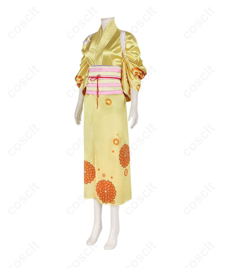 ONE PIECE 菊の丞 コスプレ衣装の右側面。精密な仕上がりとキャラクターらしさが引き立つ。コスプレイベントに最適。