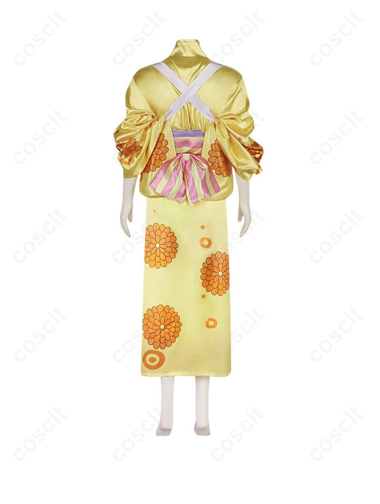 ONE PIECE 菊の丞 コスプレ衣装の背面図。ディテールまでこだわったデザインが魅力。コスプレ衣装を探しているあなたに。