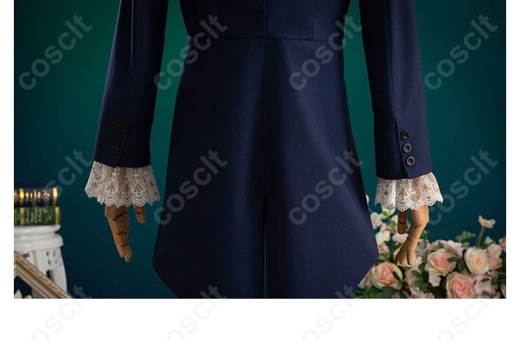 ホムラ コスプレ衣装 バックデザイン - 細部にわたる装飾とリアルな再現。