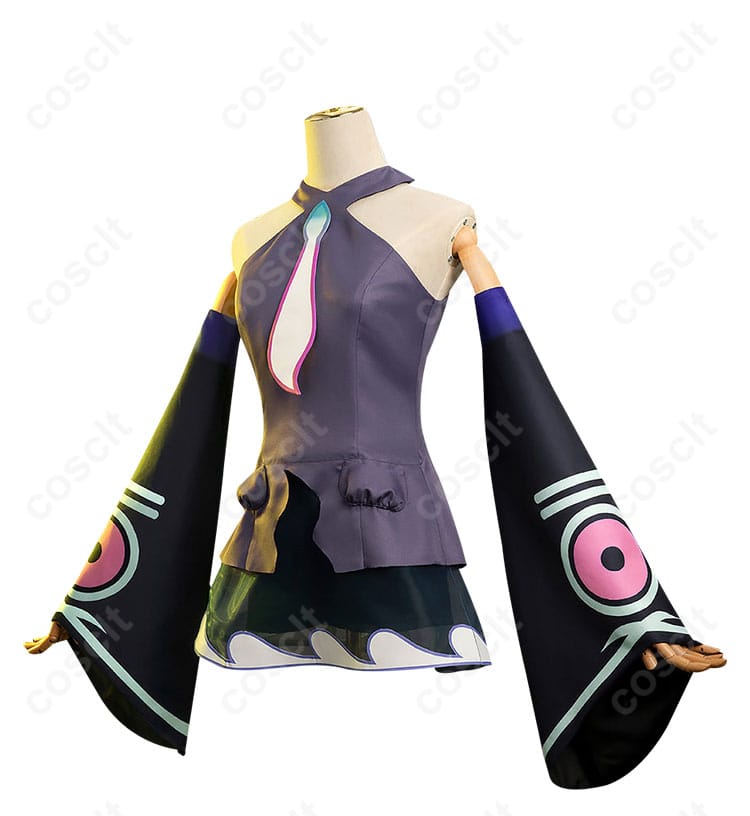 商品側面のコスプレ衣装画像