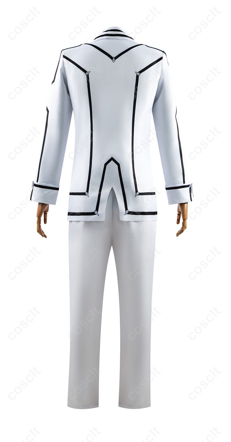 ヴァンパイア騎士 玖蘭枢 コスプレ衣装の背面。衣装全体のシルエットが美しく表現されています。