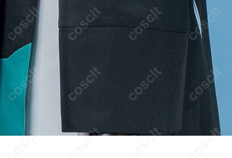プロセカ 小豆沢こはね コスプレ衣装 衣摆の装飾細部。美しいフリルとディテール。