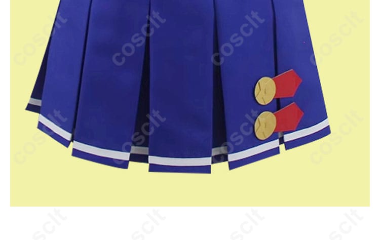 夏制服のスカート裾の装飾詳細。細部まで再現されたスカートのデザイン。