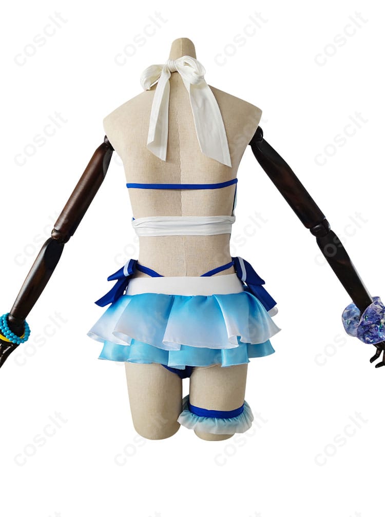 ラブライブ！絢瀬絵里 コスプレ衣装の背面画像。背面のディテールも完璧に再現された美しい仕上がりです。