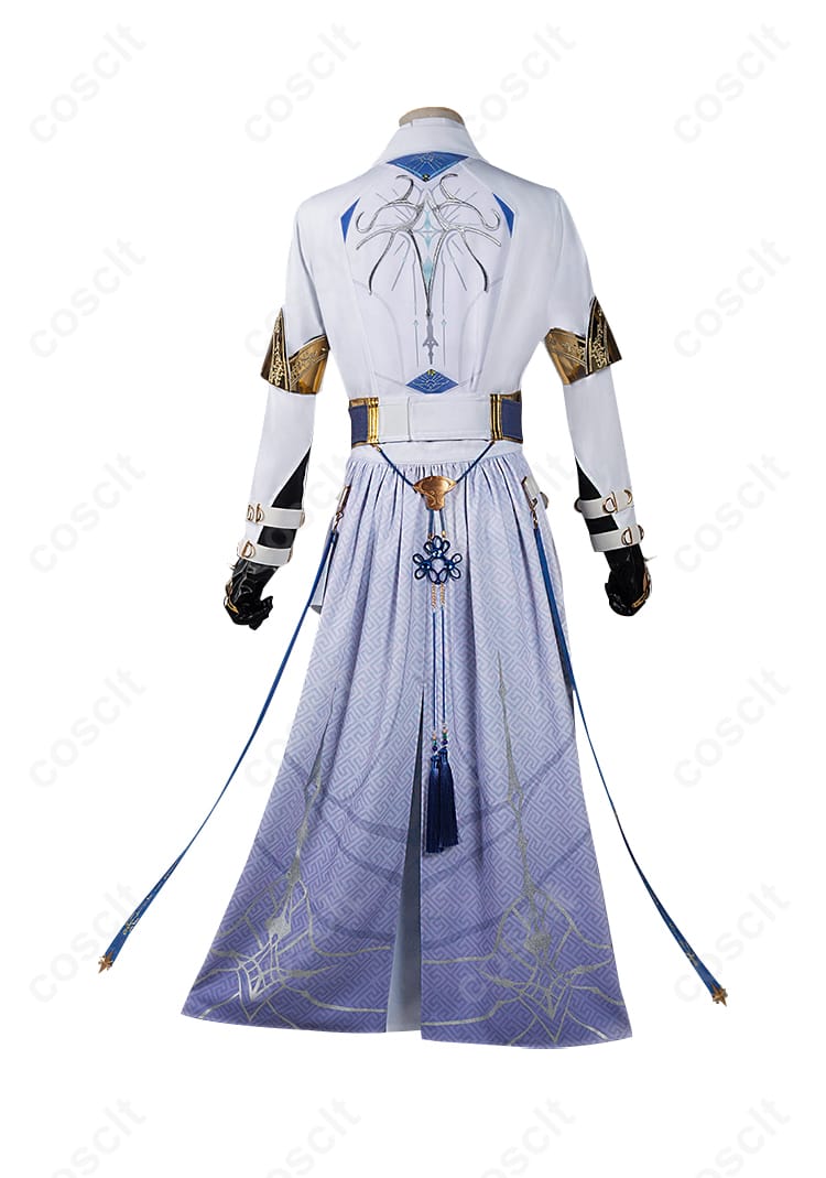 商品背面のコスプレ衣装｜セイヤ月影ハンターコスプレ衣装の後ろ姿、背面の装飾が際立つ