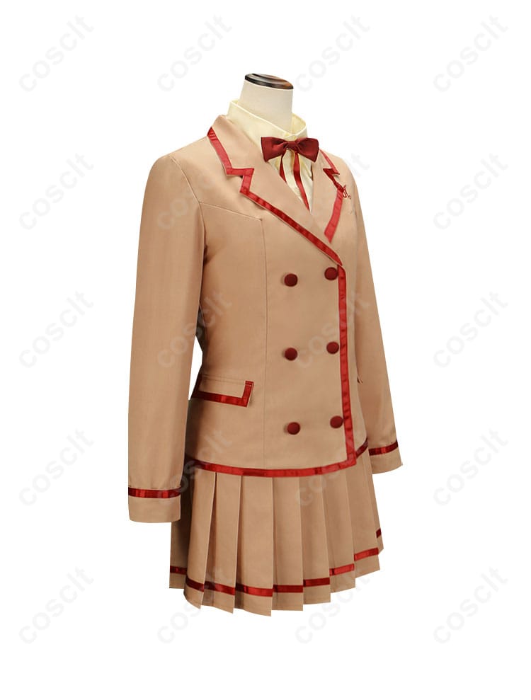 天野いちごコスプレ衣装（制服）の側面図。細部まで忠実再現されたデザイン。