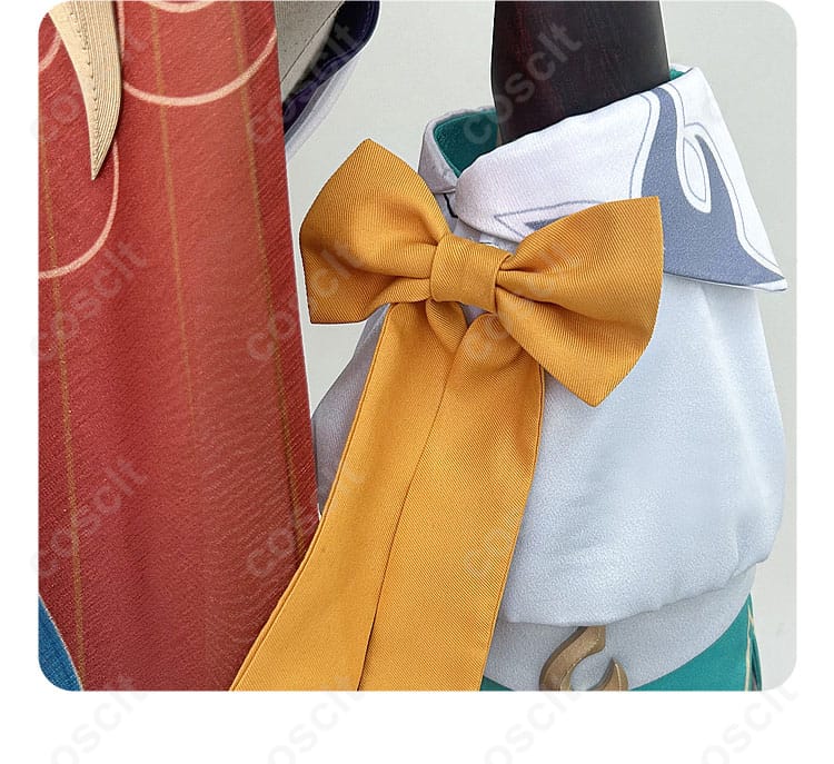 雲璃 コスプレ衣装の袖の装飾。袖口のディテールが美しく再現されています。