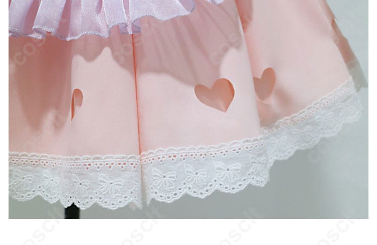 ラム コスプレ衣装のスカート裾装飾細部。上品な仕上がりで、全体の美しさを引き立てます。