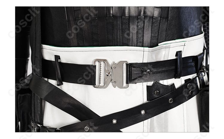 腰ベルト装飾の詳細 - コスプレ衣装のディテール