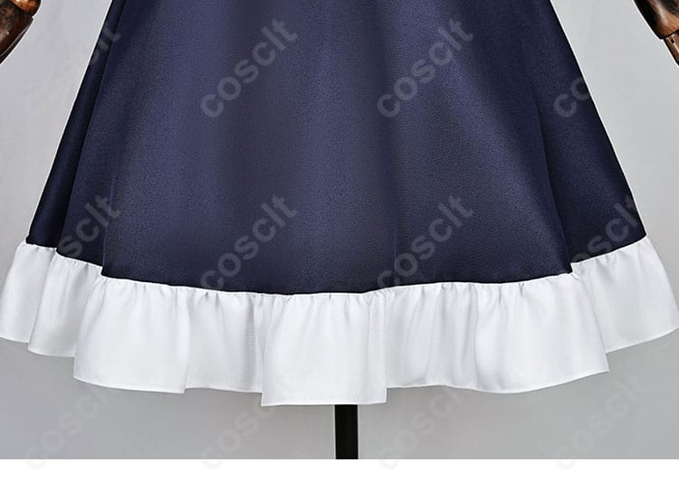 ホタルのコスプレ衣装のスカート部分の装飾。立体感のある美しいデザイン。