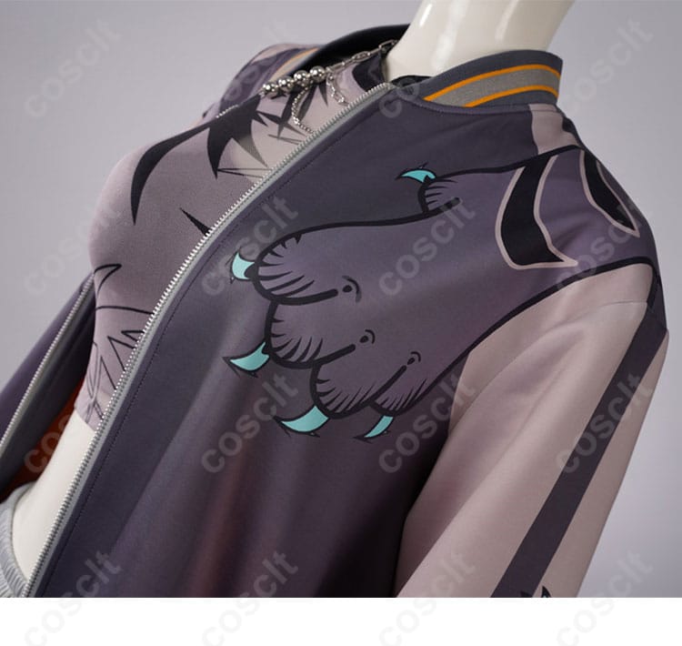 衣襟装飾のディテール。襟部分の精密な装飾が特徴のコスプレ衣装。