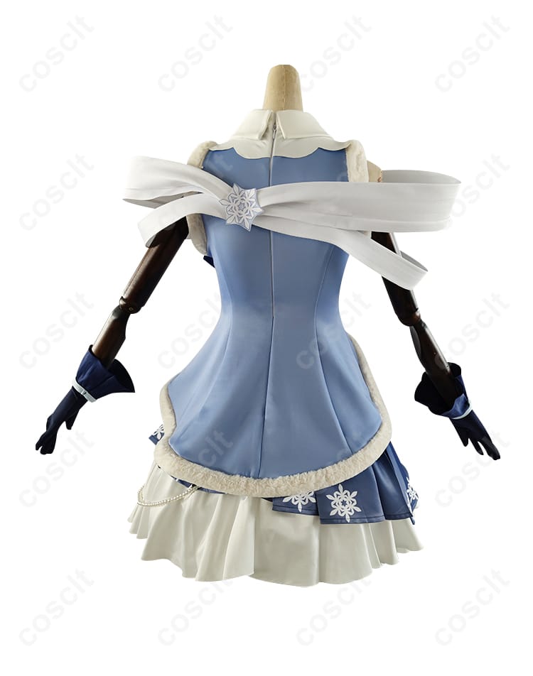 雪ミク（初音ミク）コスプレ衣装の背面画像。背面のディテールが際立つ雪ミクのコスプレ衣装。