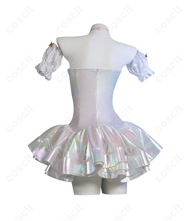超絶最かわてんしちゃん コスプレ衣装の背面画像。背中のディテールとフィット感が一目でわかります。