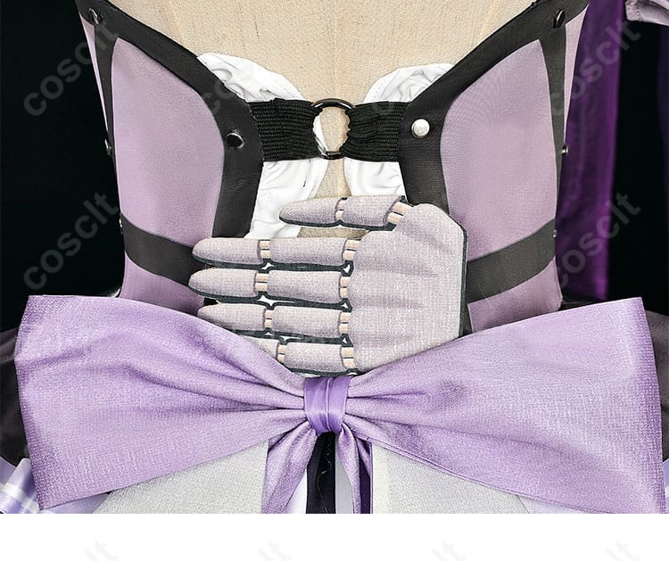 服装背面ディテール、マダム・ヘルタ コスプレ衣装の背中部分の細部