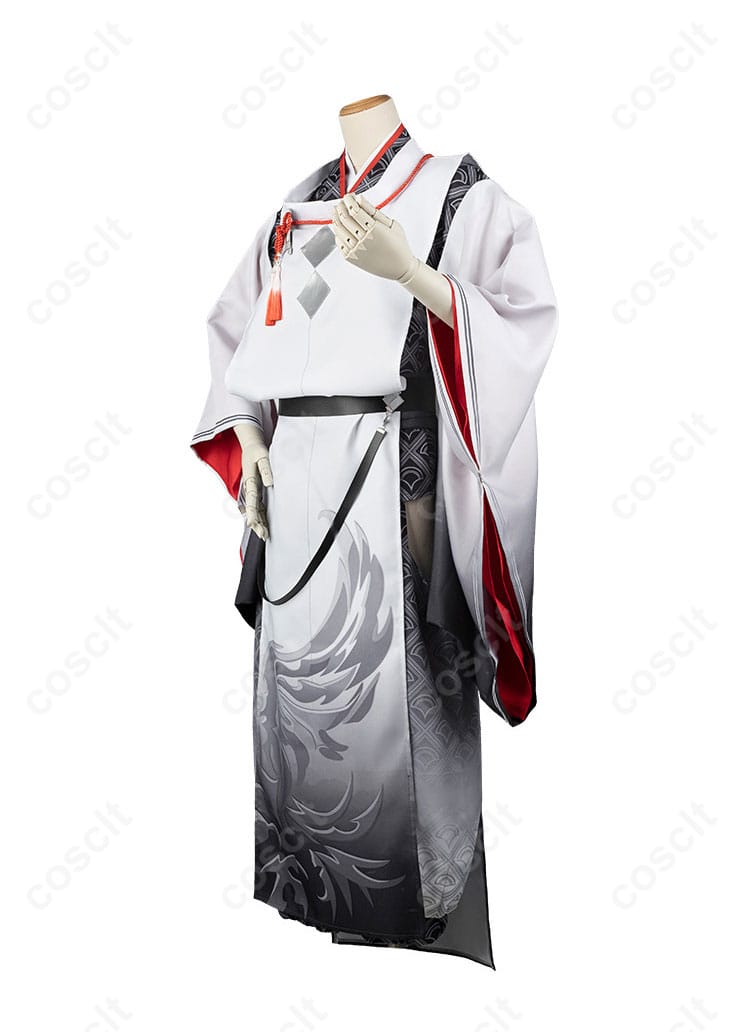 商品左側のコスプレ衣装画像。衣装全体のデザインとその細部が見やすい角度です。