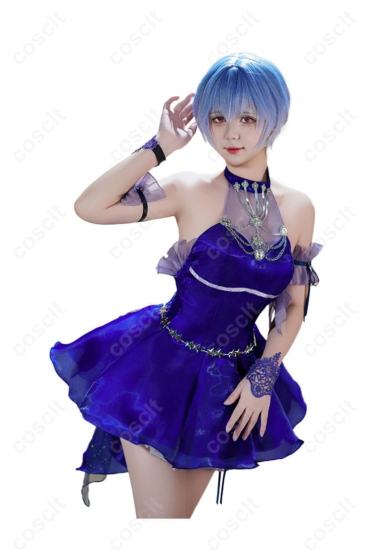 コスプレ衣装を着たアヤナミレイ（仮称）の側面図。側面から見た衣装のシルエット。