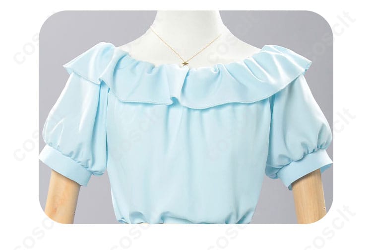 服装の襟飾りの詳細 - 長崎そよの私服コスプレ衣装の襟飾り。精緻な刺繍とデザイン。