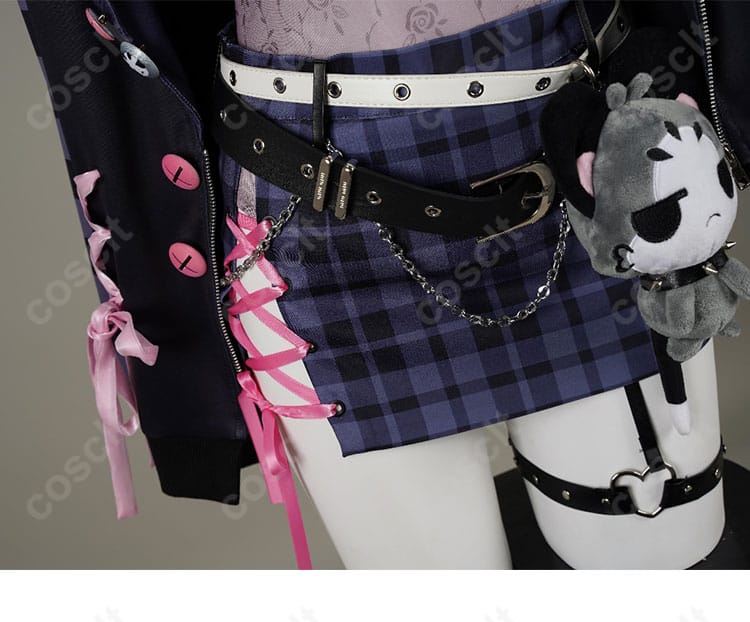 ラオーラ・パンテーラ私服コスプレ衣装のウエストベルト装飾。立体的なデザインで引き締め効果あり。