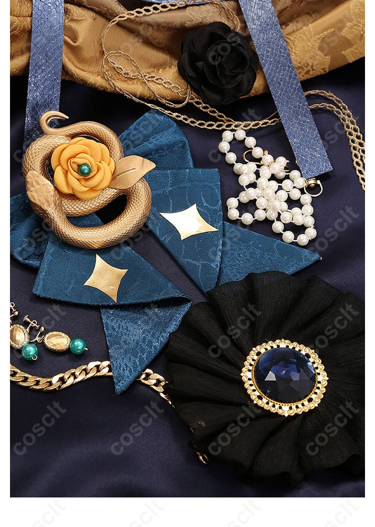 服装のアクセサリー、ジュエリーのディテール。細部までこだわったデザイン。コスプレ衣装、礼瀬マヨイ