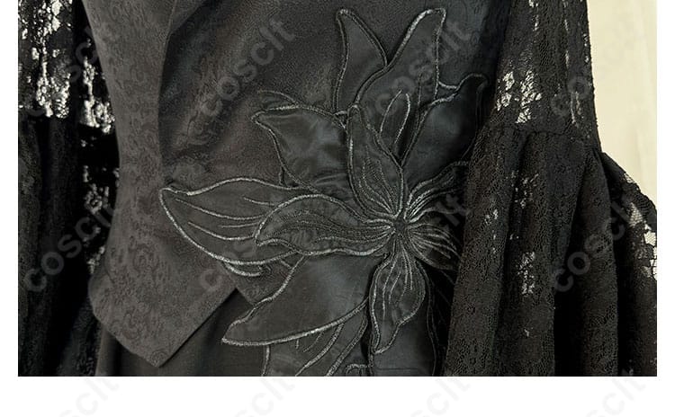 服の花の装飾ディテール。グロッタ・ストマック衣装の花の装飾部分が鮮明に映った画像。