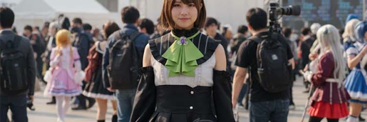 ブルーアーカイブ 歌住サクラコ アイドル コスプレ衣装｜ステージの輝きをそのままに再現